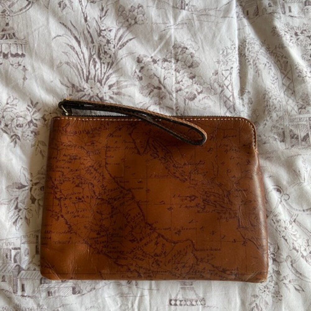 Patricia Nash wristlet